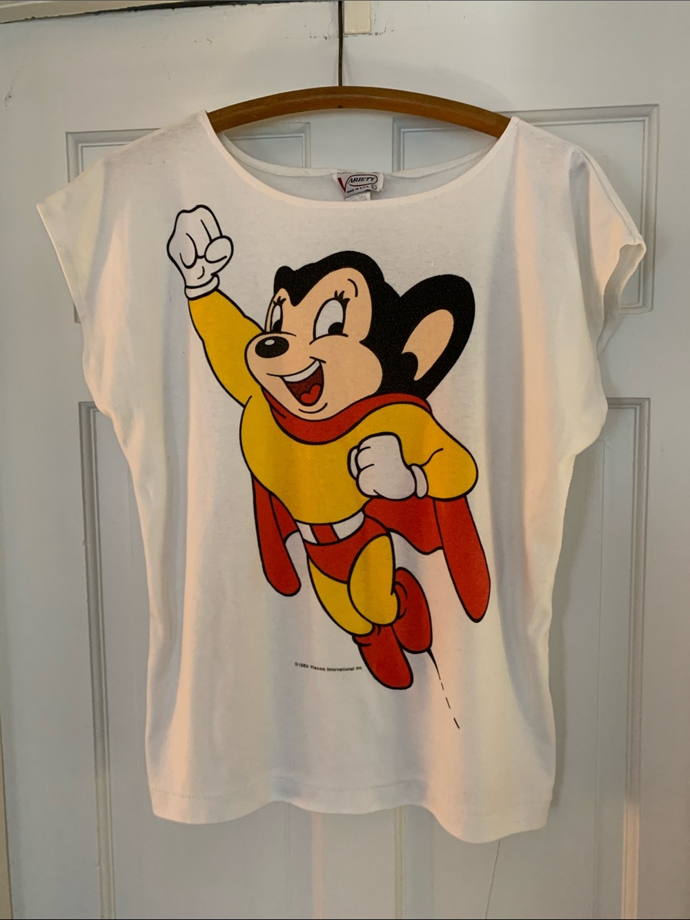 1985 Variety brand Mighty Mouse dbl sided graphic tee (cap sleeve) 
Size large